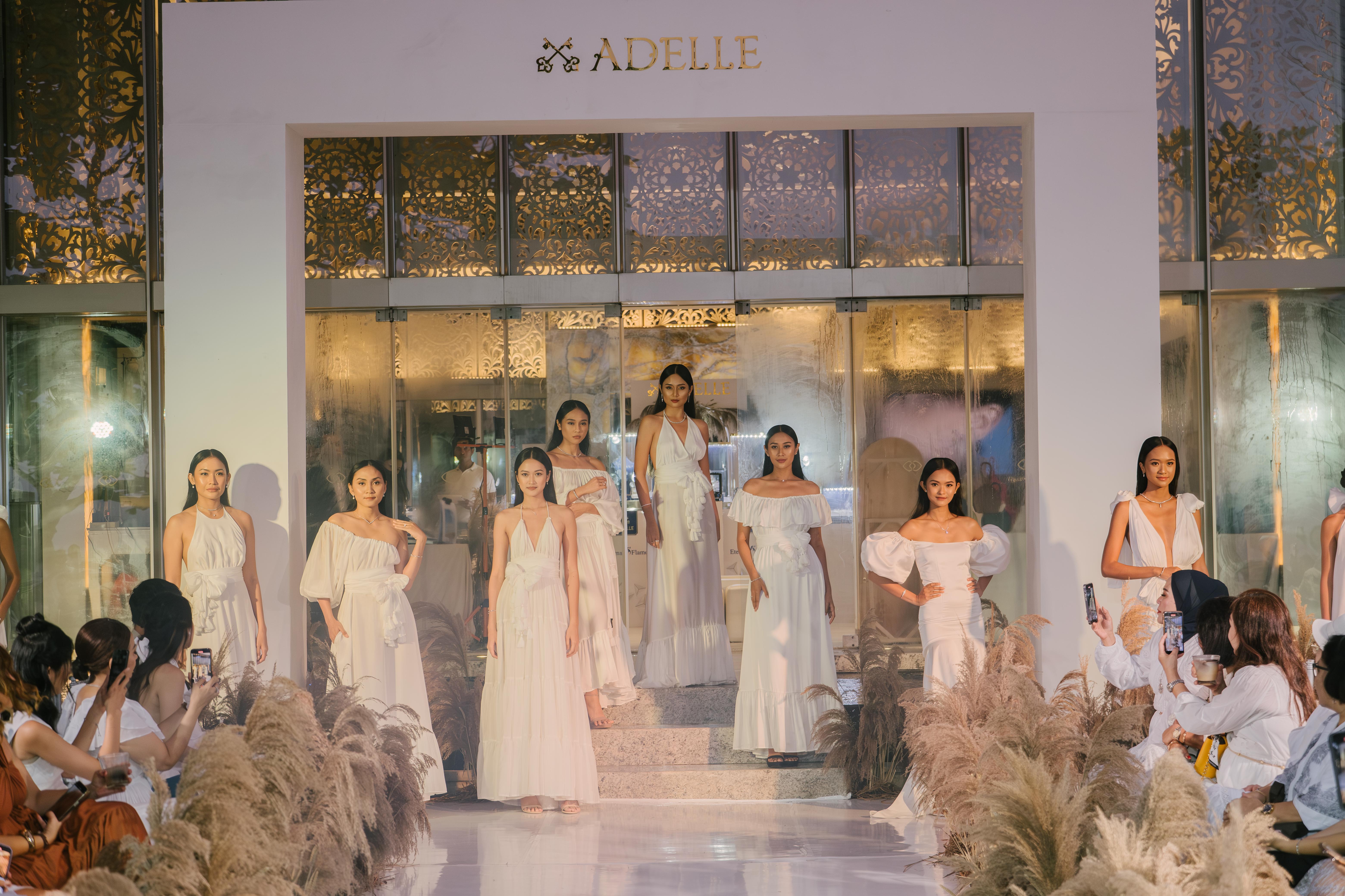ADELLE "SPARKLING IN PARADISE"